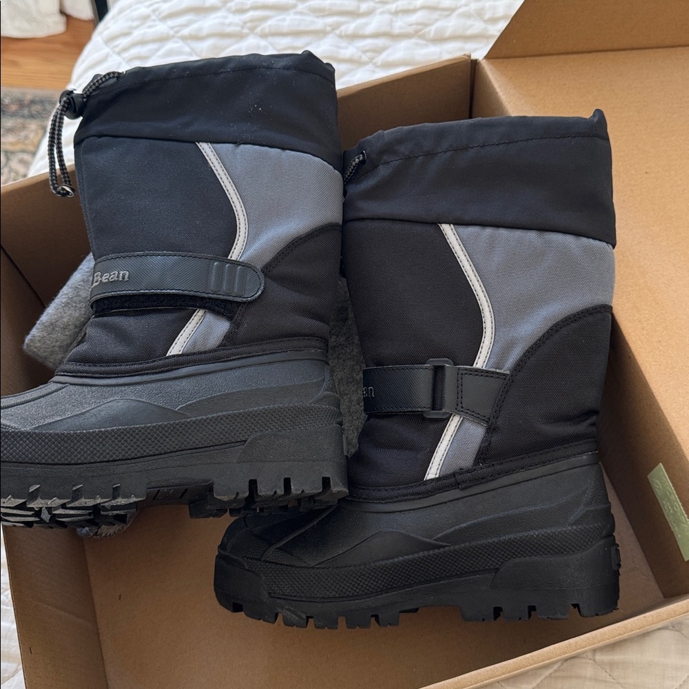 L.L. Bean Black and Gray Snow Boots Northwood size 1